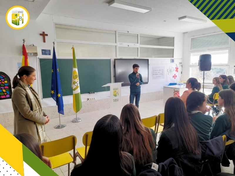 Nuestro Embajador EPAS en la visita de las Eurodiputadas al Colegio Bérriz